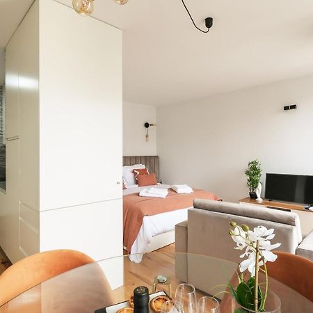 Bright Studio Near Douro River - With Balcony ポルト エクステリア 写真